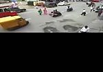 Woman in india crushed by the bus 1