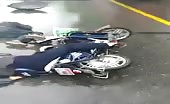 Motorcyclist head crushed by a truck 2
