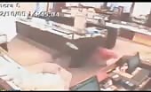 Thief gets busted by customer 8