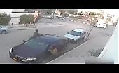 Car mirror thief gets instant justice 4