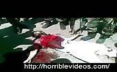Syrian army kills and humiliates the corpse 3