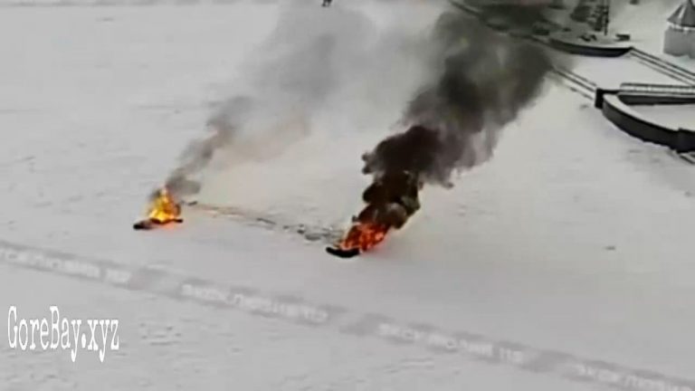 A Russian sets himself on fire 15
