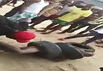 Angry mob lynch robber in nigeria 1