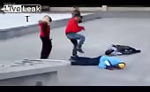 Four black bullies taken down by kungfu guy 16