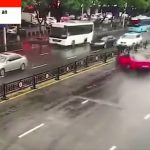 Woman wrecks Ferrari moments after renting it 2