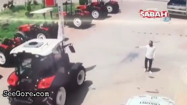 Salesman squashed by a tractor in a test drive 1