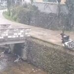 Biker thrown into a big ditch 1