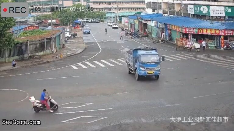 Bike crash into a truck 14