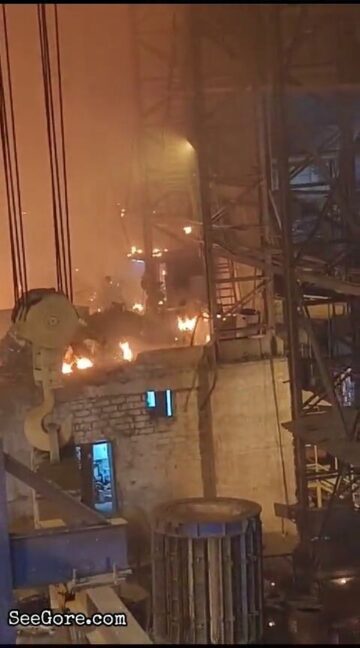 Molten steel accident kills 3 factory workers 3