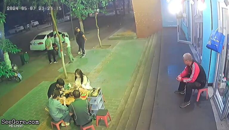 Man Stabbed in the Leg and Dies 17