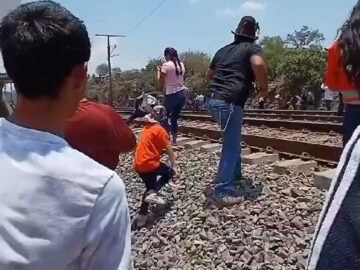 Woman knocked and killed by a train 5