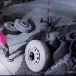 Tyre Blows Up and Kills a Mechanic 2