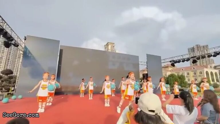 Big Screen Falls on Kids 26