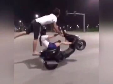 Couple's Wheelie Stunt Goes Wrong, With Aftermath 7