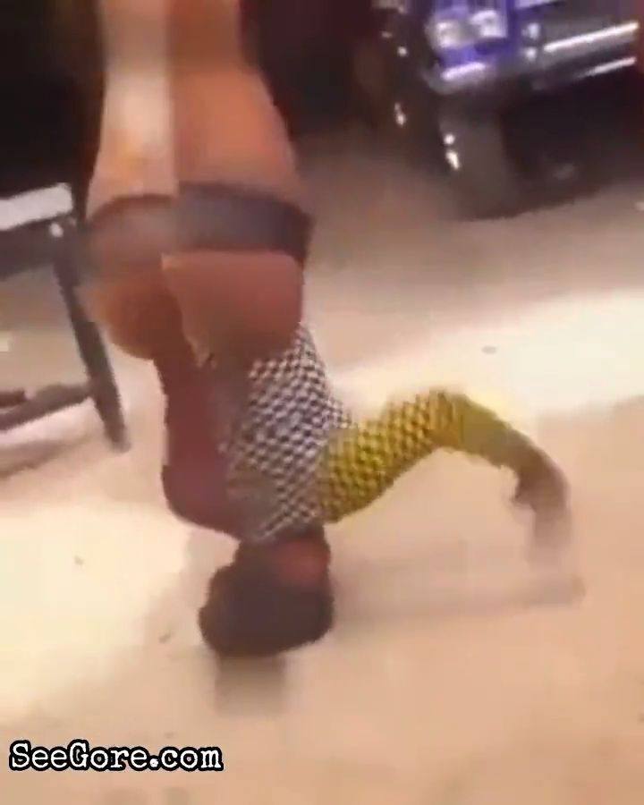Neck Breaks While Doing Head Stand 11