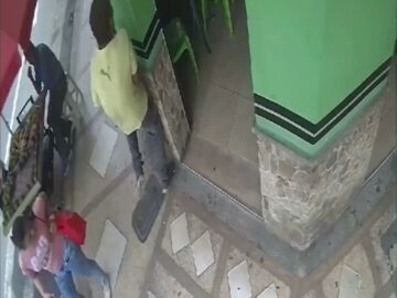 A Man Runs Into Wall to Stab Himself 6