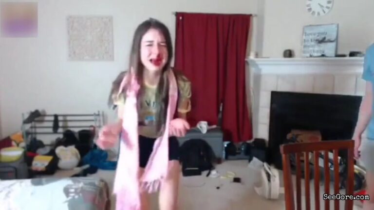 Wife Cries After Her Husband Retaliated 2