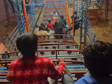 Funfair Worker Climbs onto a Swing Ride and Hit Himself 5